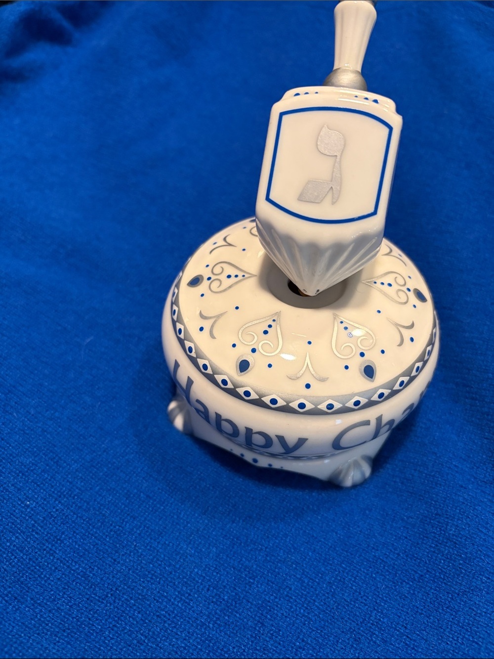 Vintage Avon Porcelain Happy Chanukah Spinning Dreidel Music Box - works